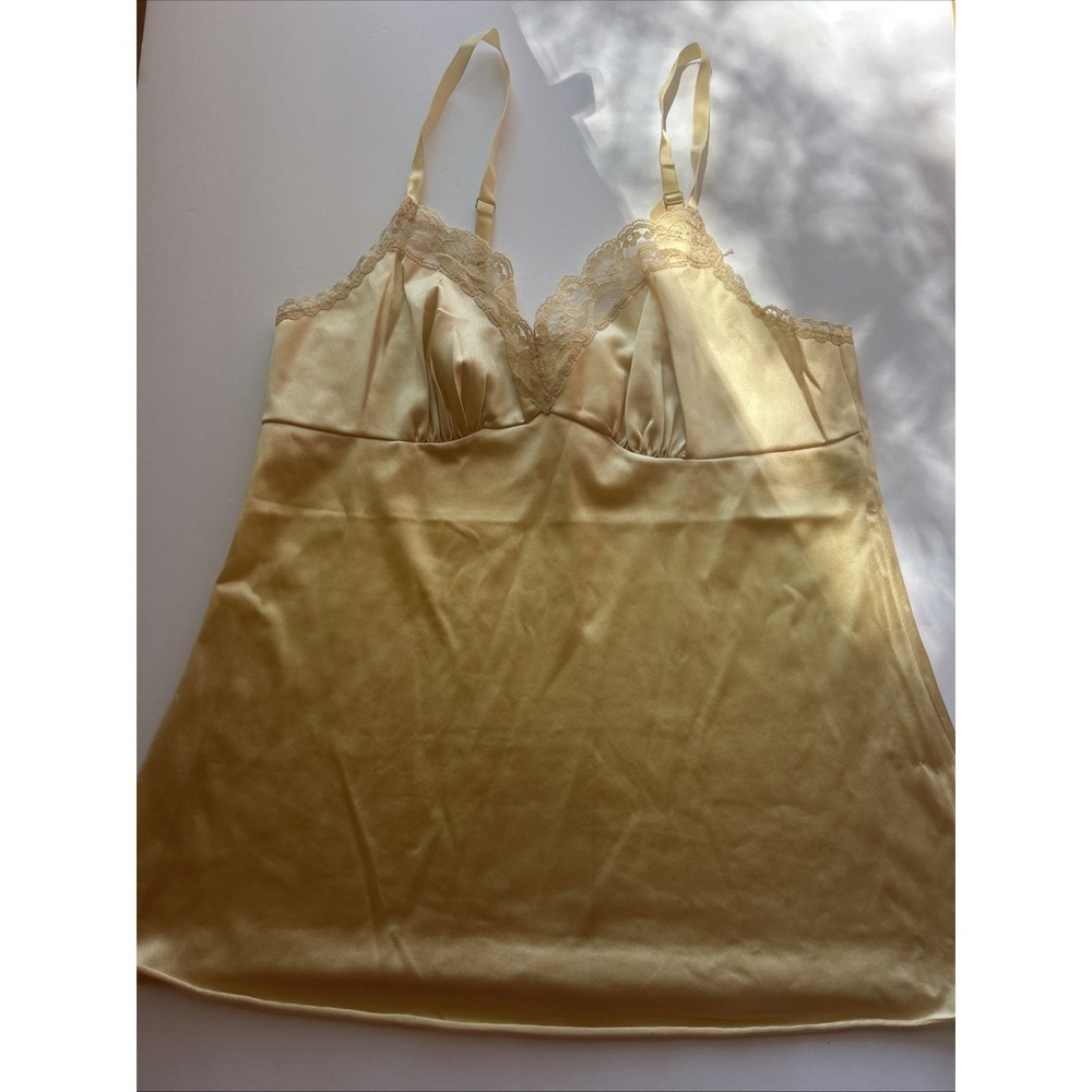 Vanity Fair  Woman Camisole 32 Cream Satin Lace V-Neck Adjustable Vintage Y2K